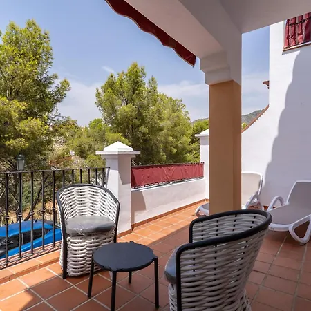 3 Bedrooms In Townhouse Near Burriana * Nerja