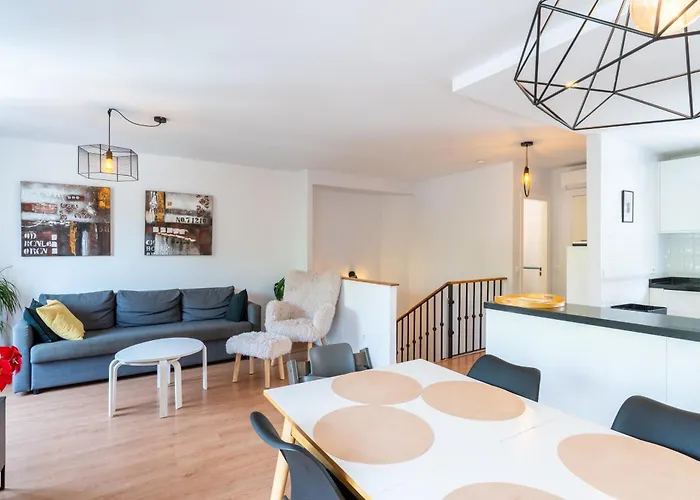 3 Bedrooms In Townhouse Near Burriana Vakantiehuis Nerja